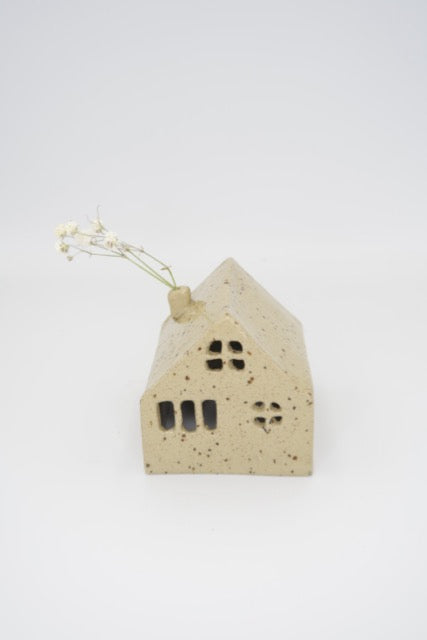 House with dried flower hole - speckled dark